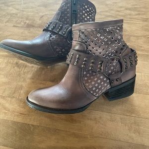 NEW Very Volatile booties, brown, zip, buckle, cutouts ,  size 7.5